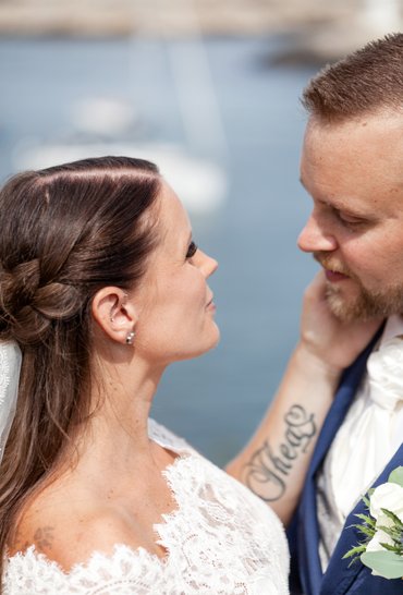 Bröllopsfotograf Åsa Lännerström, Göteborg, porträtt brud par, marstrand