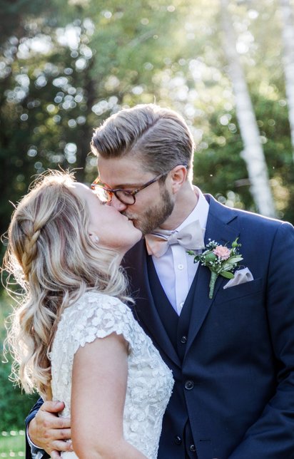 Bröllopsfotograf Åsa Lännerström, brudpar , kyss, Fjärås, 